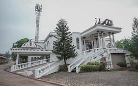 RedDoorz Premium @ Jalan Pal 10 Jambi